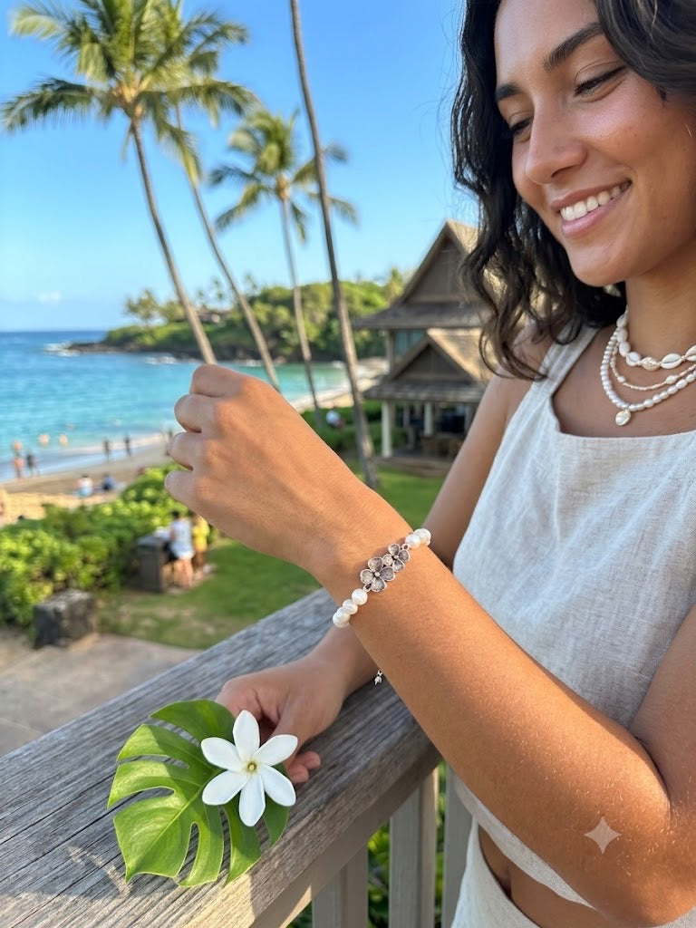 Keshi Pearl & Plumeria Bracelet